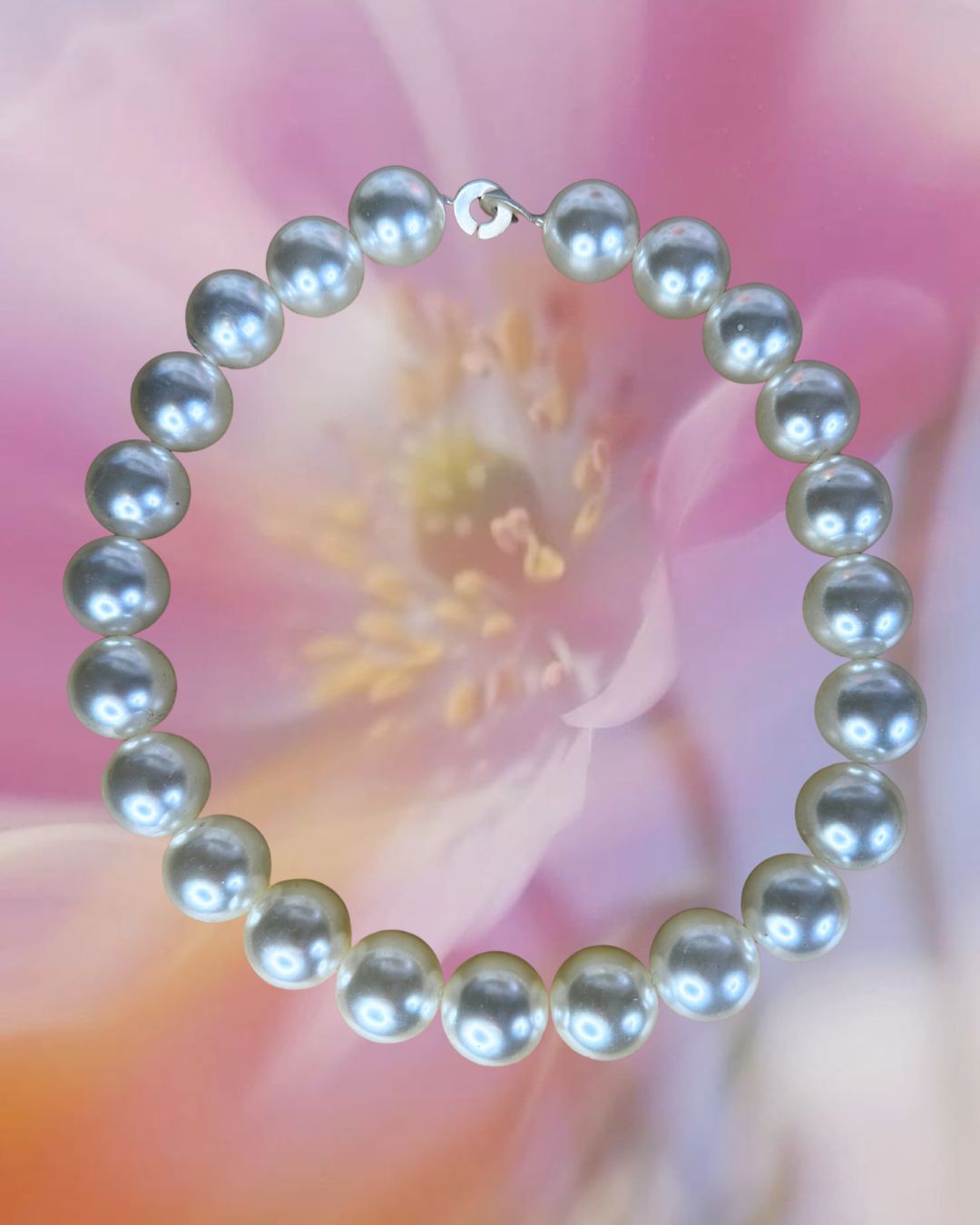 big pearl necklace